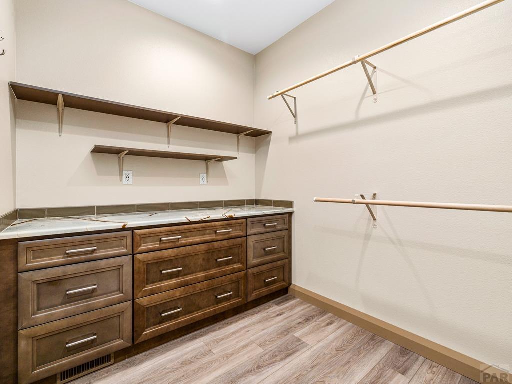 Beulah, Colorado, 81023, United States, 5 Bedrooms Bedrooms, ,5 BathroomsBathrooms,Residential,Active,2007123