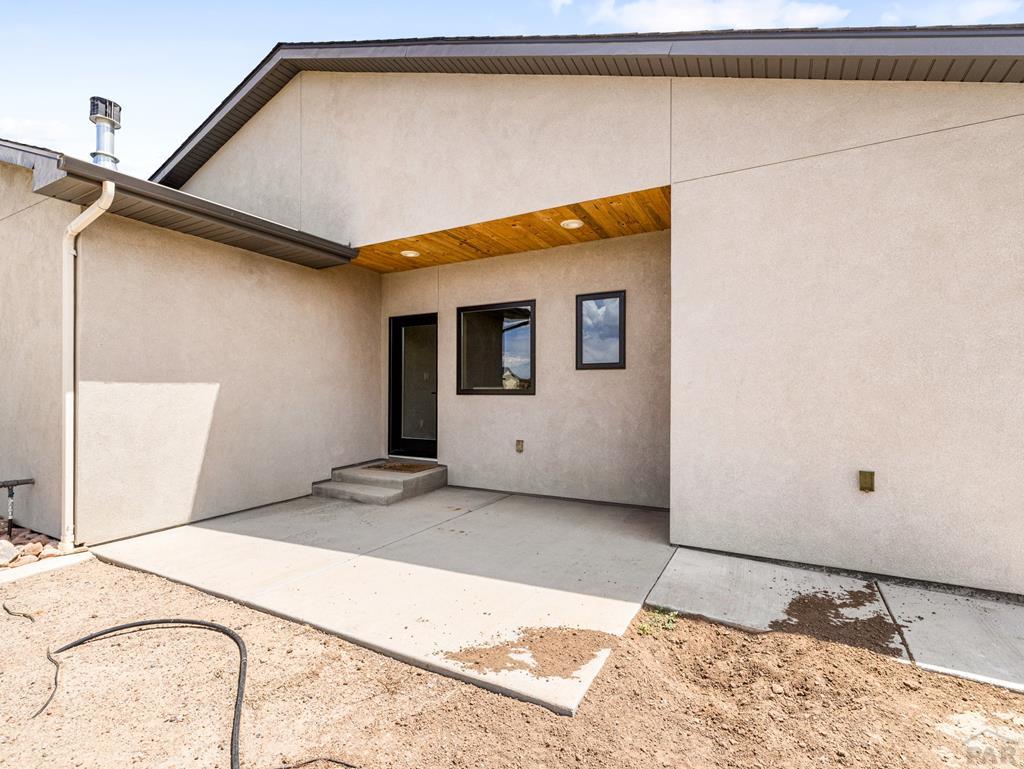 Beulah, Colorado, 81023, United States, 5 Bedrooms Bedrooms, ,5 BathroomsBathrooms,Residential,Active,1920245