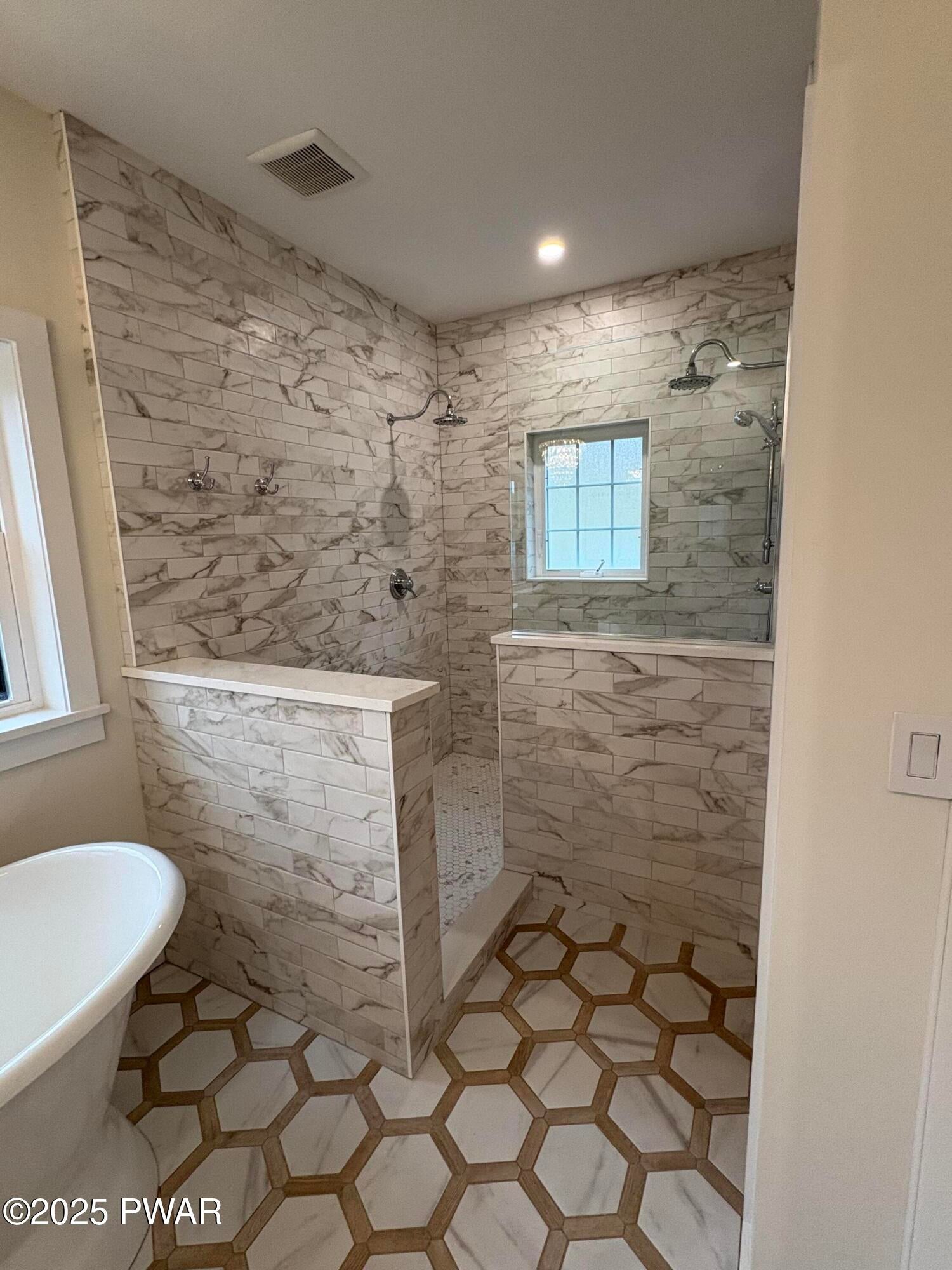 Equinunk, Pennsylvania, 18417, United States, 3 Bedrooms Bedrooms, ,3 BathroomsBathrooms,Residential,Active,2001076