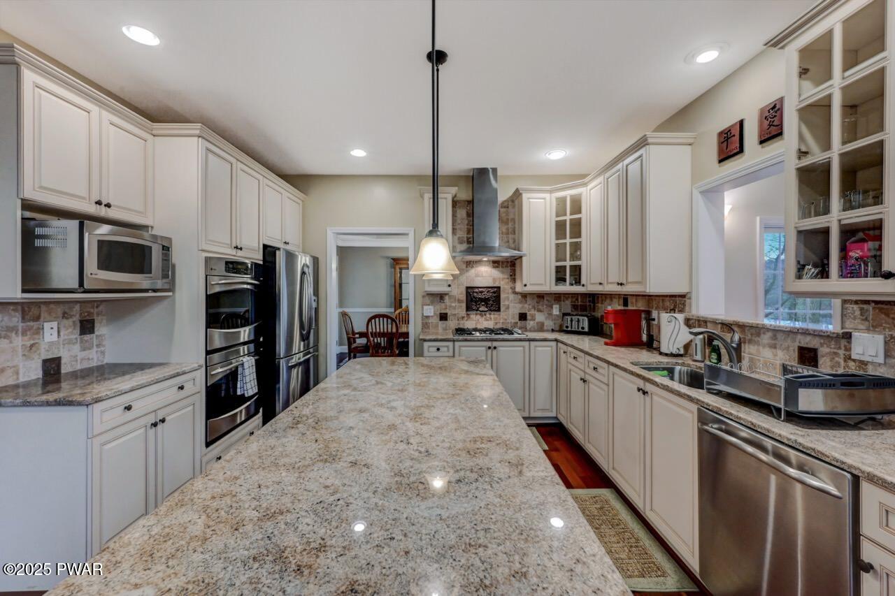 Lackawaxen, Pennsylvania, 18435, United States, ,4 BathroomsBathrooms,Residential,Active,1753948