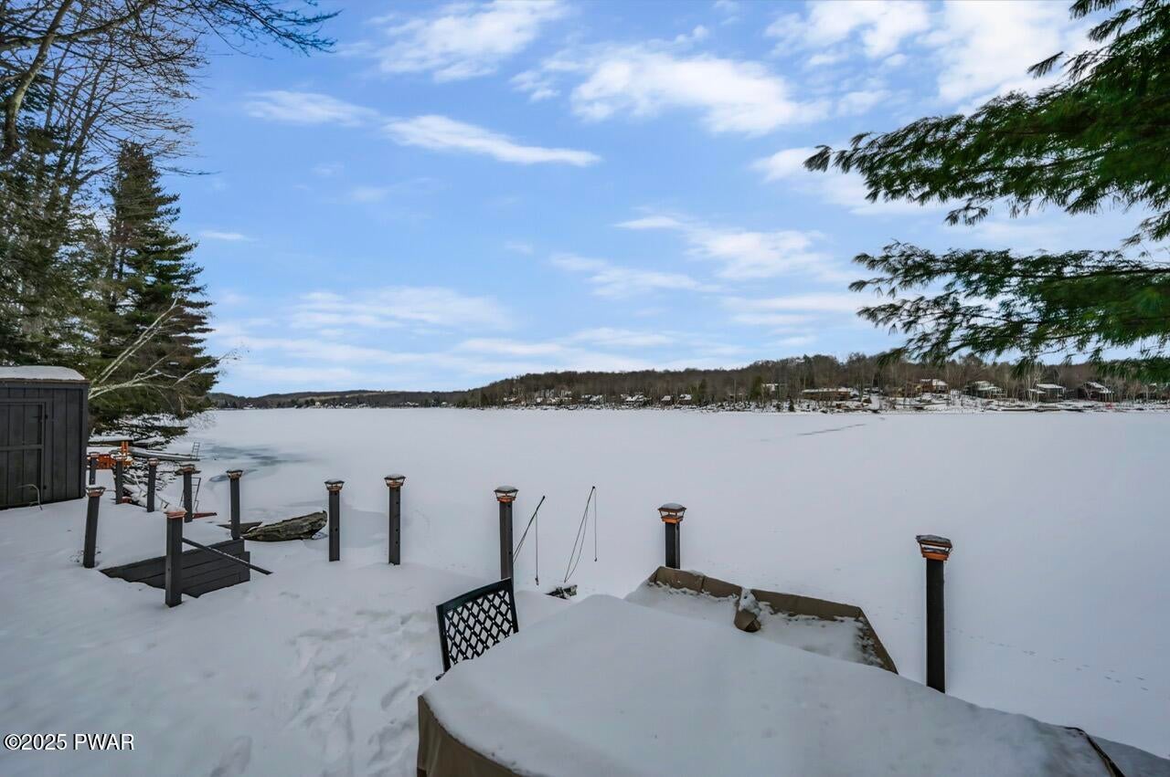 Lake Ariel, Pennsylvania, 18436, United States, 5 Bedrooms Bedrooms, ,2 BathroomsBathrooms,Residential,Active,2006806