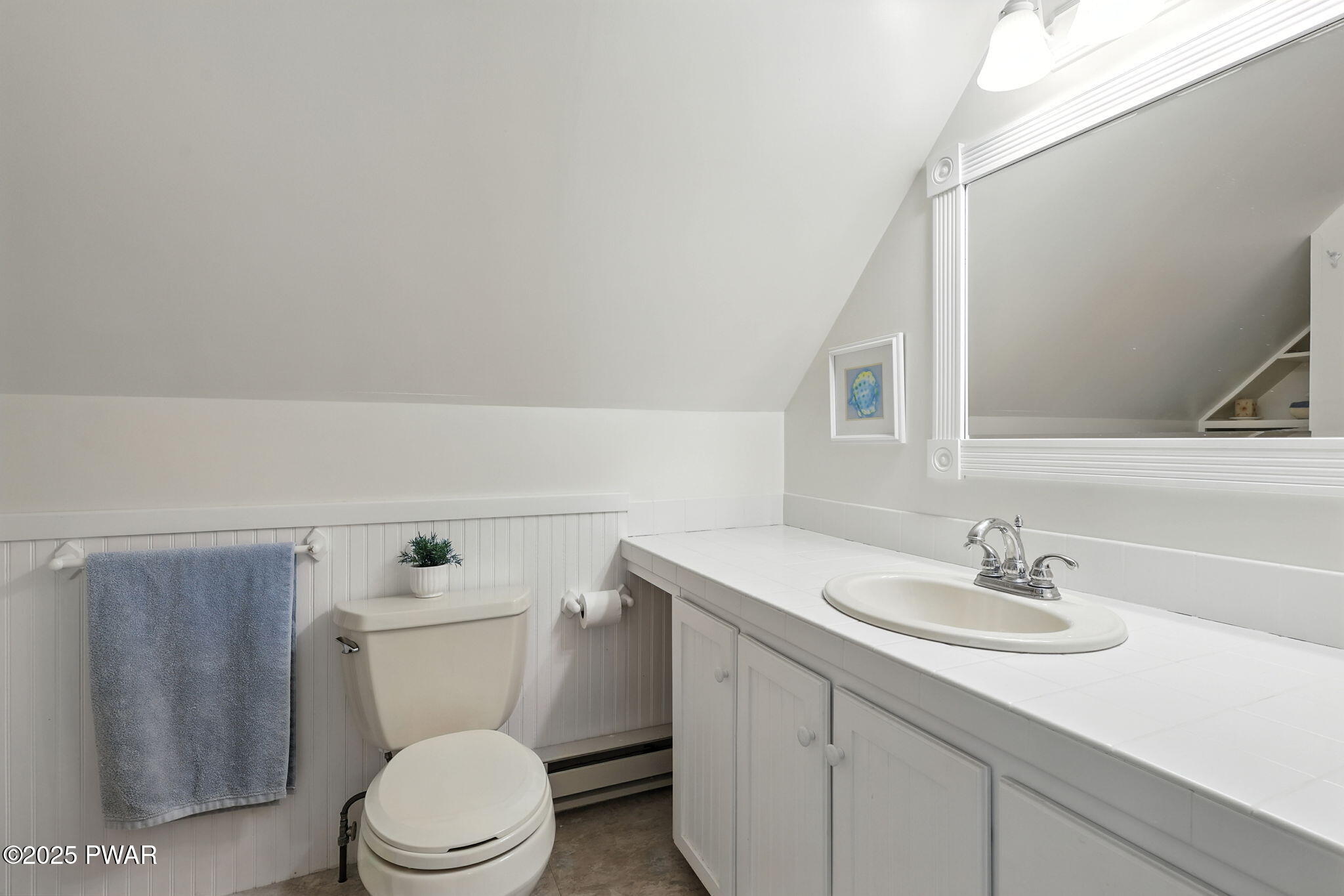 Forest City, Pennsylvania, 18421, United States, 6 Bedrooms Bedrooms, ,4 BathroomsBathrooms,Residential,Pending,1994968