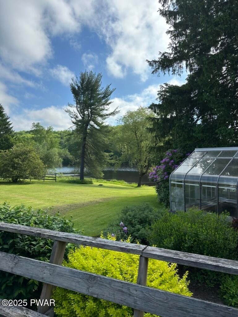 Honesdale, Pennsylvania, 18431, United States, 6 Bedrooms Bedrooms, ,4 BathroomsBathrooms,Residential,Active,1824543