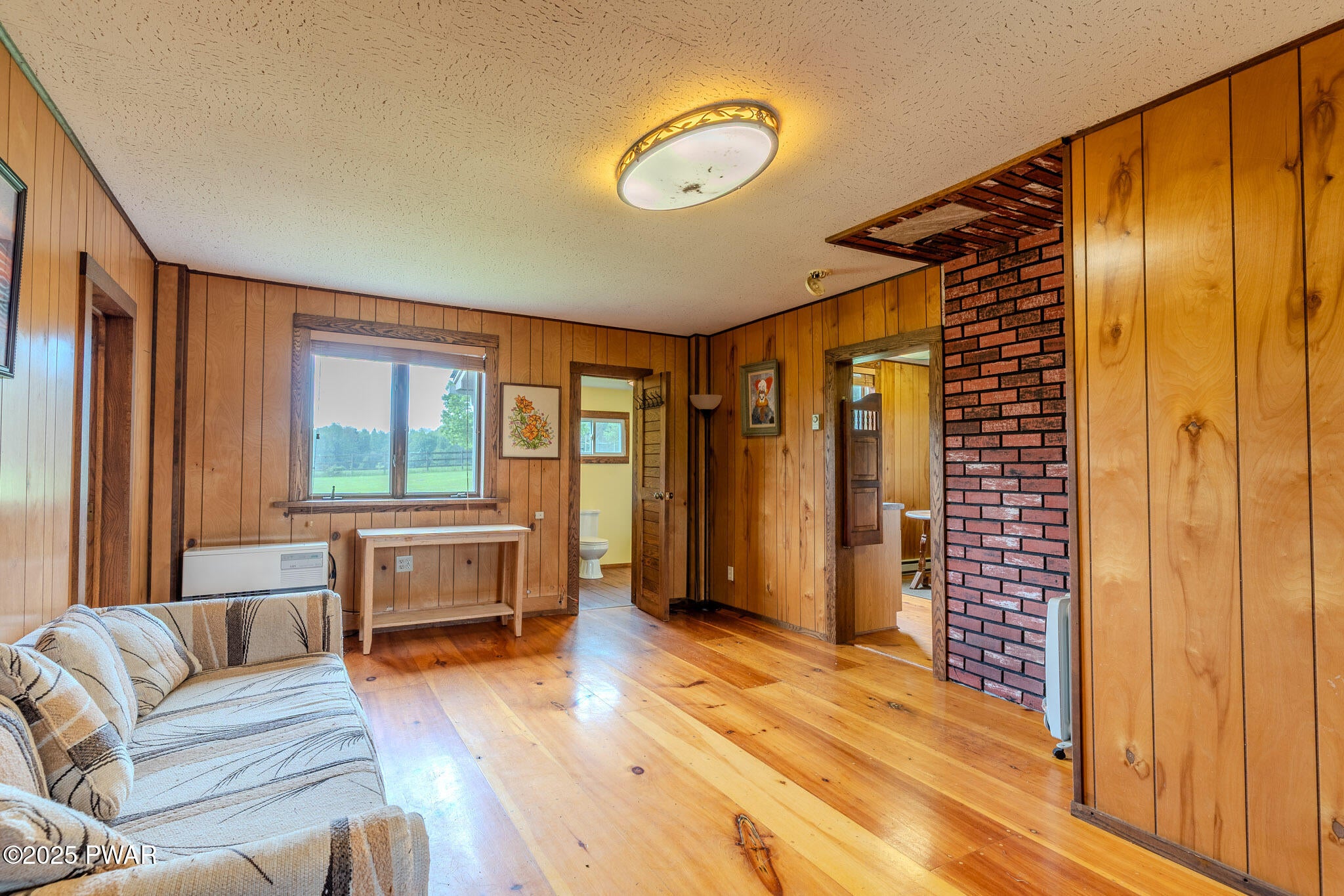 Honesdale, Pennsylvania, 18431, United States, 6 Bedrooms Bedrooms, ,4 BathroomsBathrooms,Residential,Active,1824543