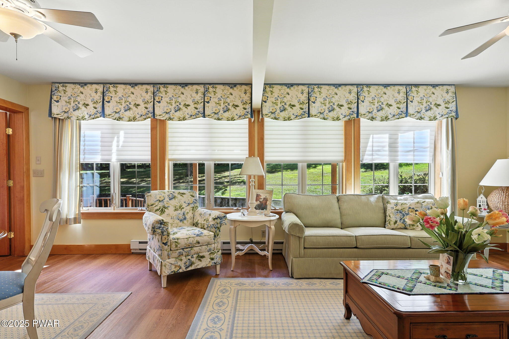 Forest City, Pennsylvania, 18421, United States, 6 Bedrooms Bedrooms, ,4 BathroomsBathrooms,Residential,Active,1941344