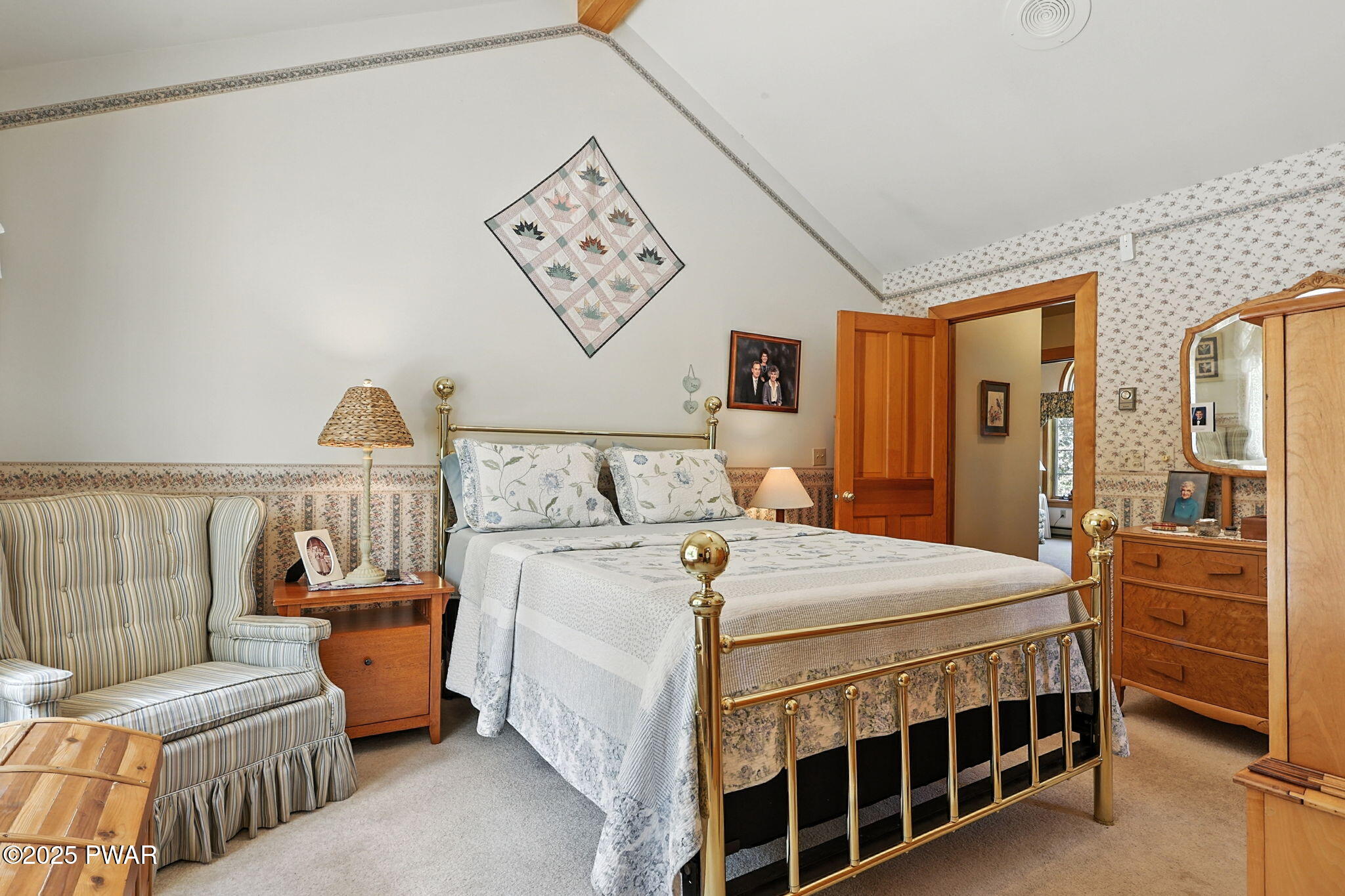 Forest City, Pennsylvania, 18421, United States, 6 Bedrooms Bedrooms, ,4 BathroomsBathrooms,Residential,Active,1941344