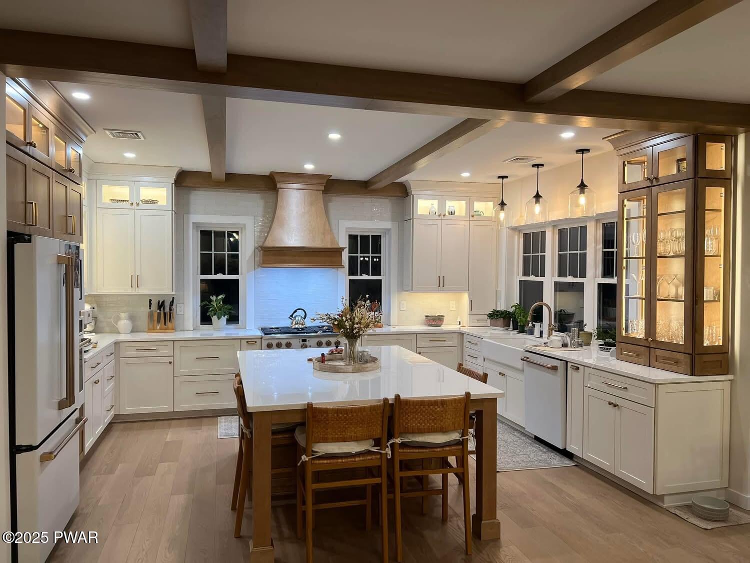 Equinunk, Pennsylvania, 18417, United States, 3 Bedrooms Bedrooms, ,3 BathroomsBathrooms,Residential,Active,2001076