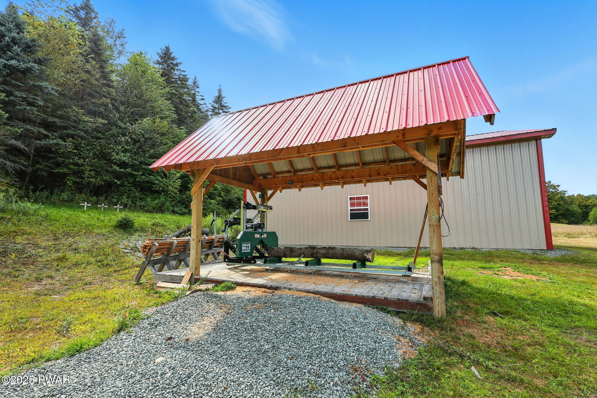 Forest City, Pennsylvania, 18421, United States, 6 Bedrooms Bedrooms, ,4 BathroomsBathrooms,Residential,Pending,1994968