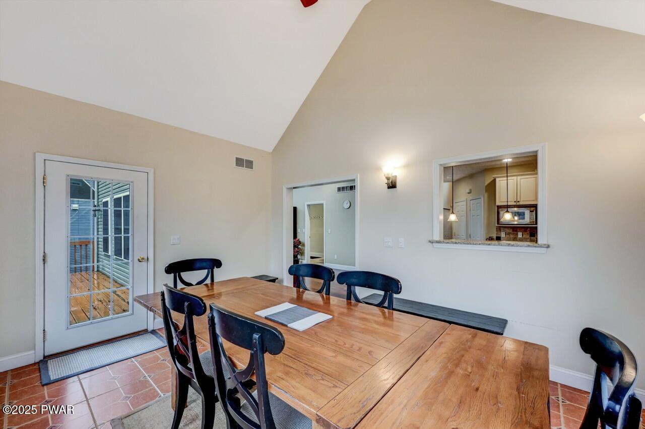 Lackawaxen, Pennsylvania, 18435, United States, ,4 BathroomsBathrooms,Residential,Active,1753948