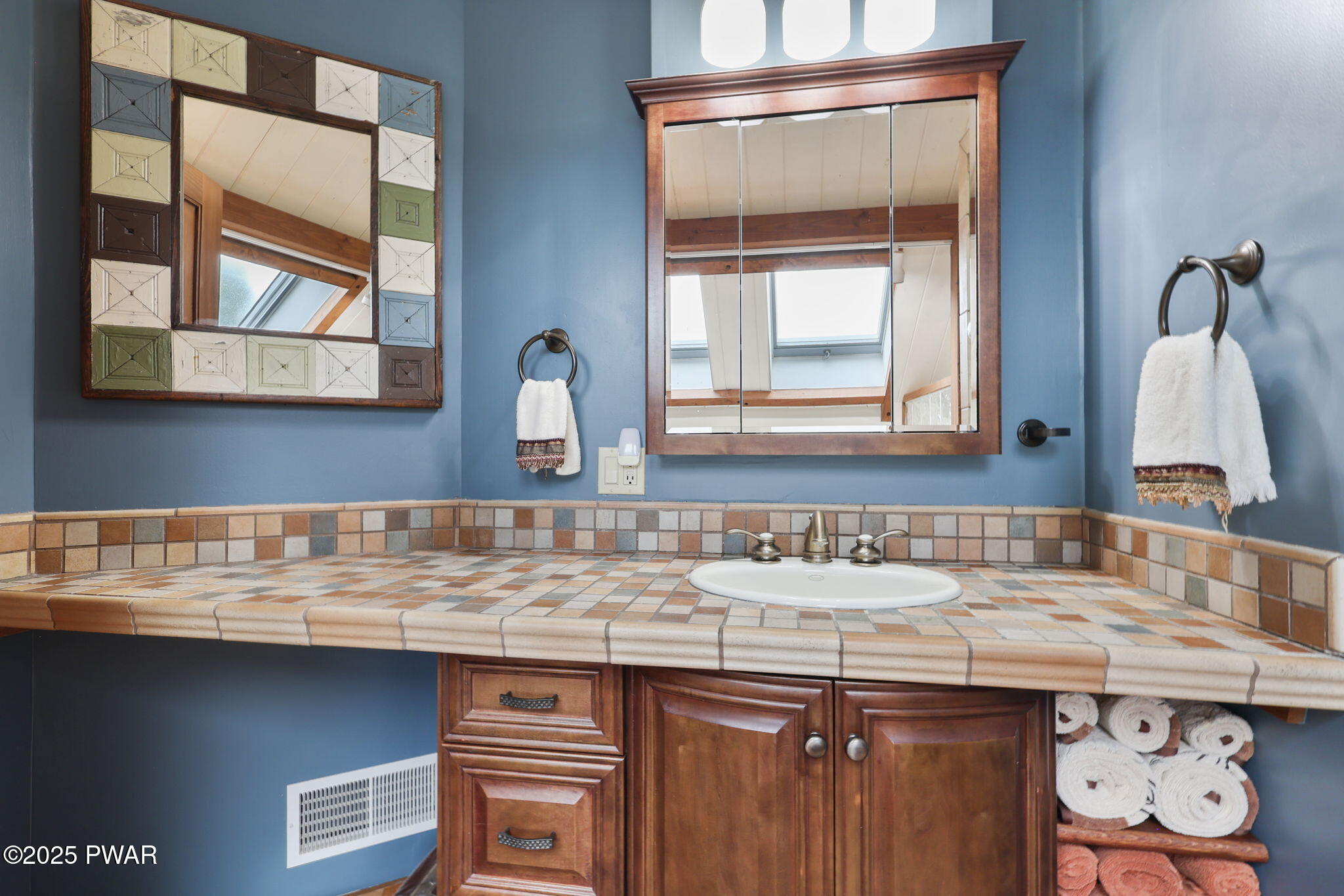 Lake Ariel, Pennsylvania, 18436, United States, 4 Bedrooms Bedrooms, ,4 BathroomsBathrooms,Residential,Active,1877861