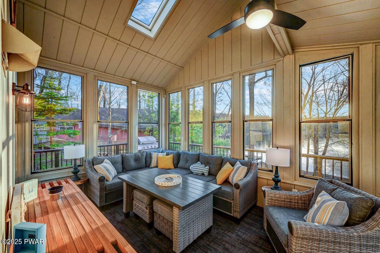 Lake Ariel, Pennsylvania, 18436, United States, 4 Bedrooms Bedrooms, ,3 BathroomsBathrooms,Residential,Active,2010911