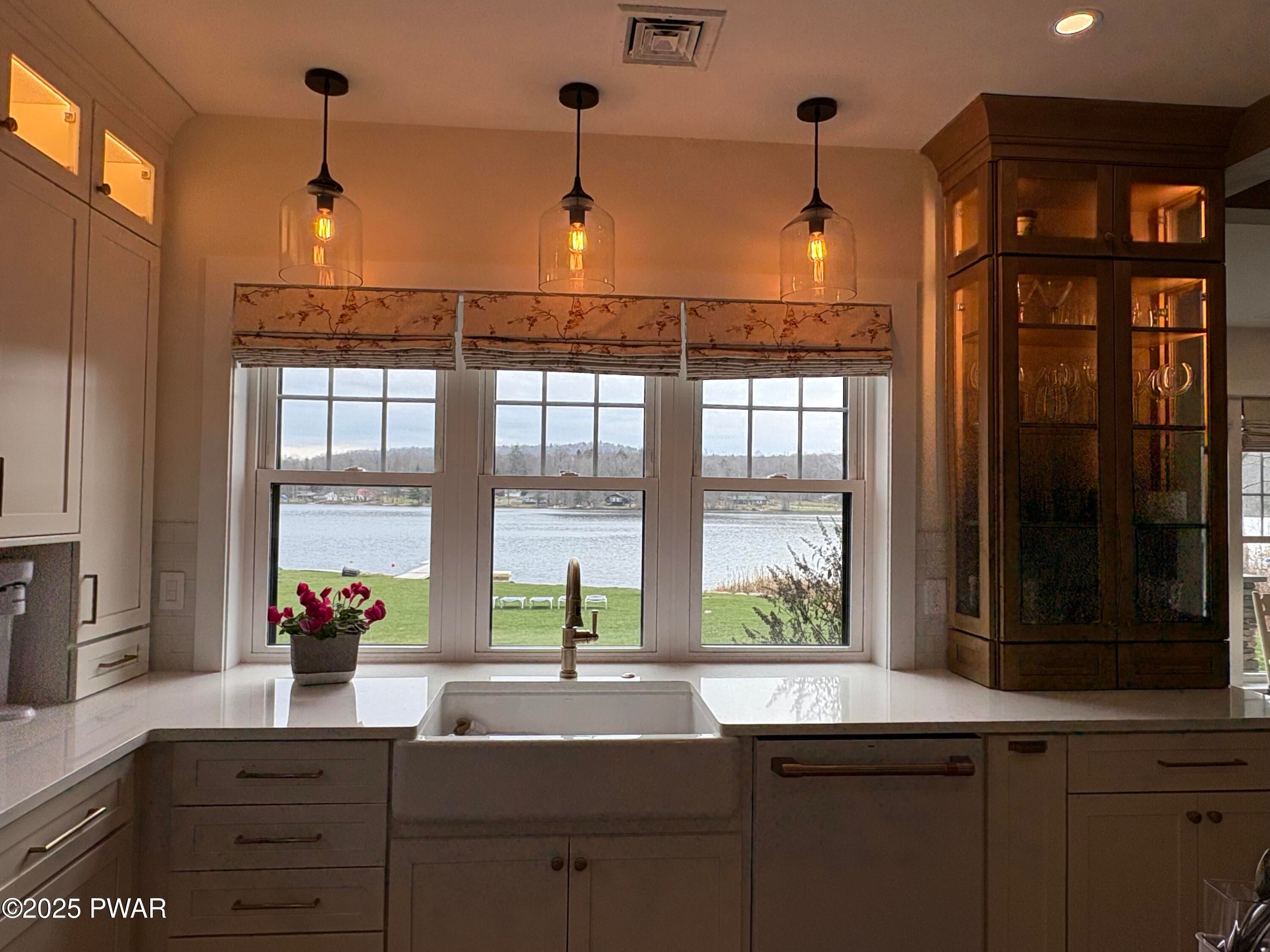 Equinunk, Pennsylvania, 18417, United States, 3 Bedrooms Bedrooms, ,3 BathroomsBathrooms,Residential,Active,2001076