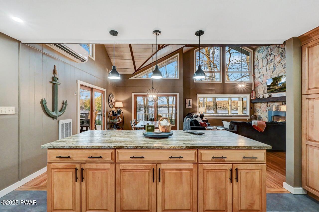 Lake Ariel, Pennsylvania, 18436, United States, 4 Bedrooms Bedrooms, ,3 BathroomsBathrooms,Residential,Active,2010911