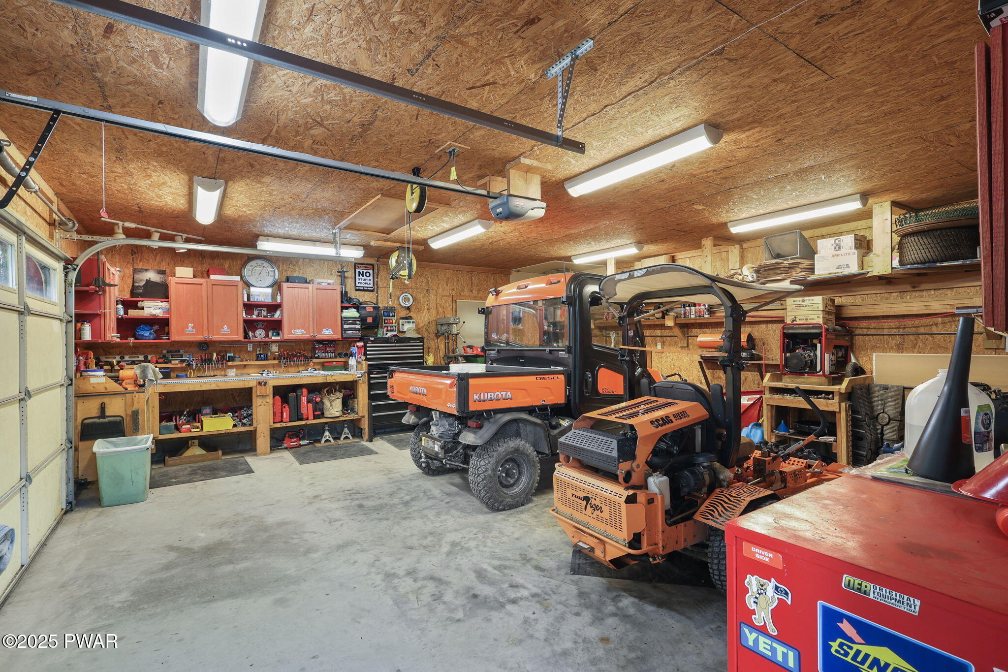 Lake Ariel, Pennsylvania, 18436, United States, 4 Bedrooms Bedrooms, ,4 BathroomsBathrooms,Residential,Active,1877861