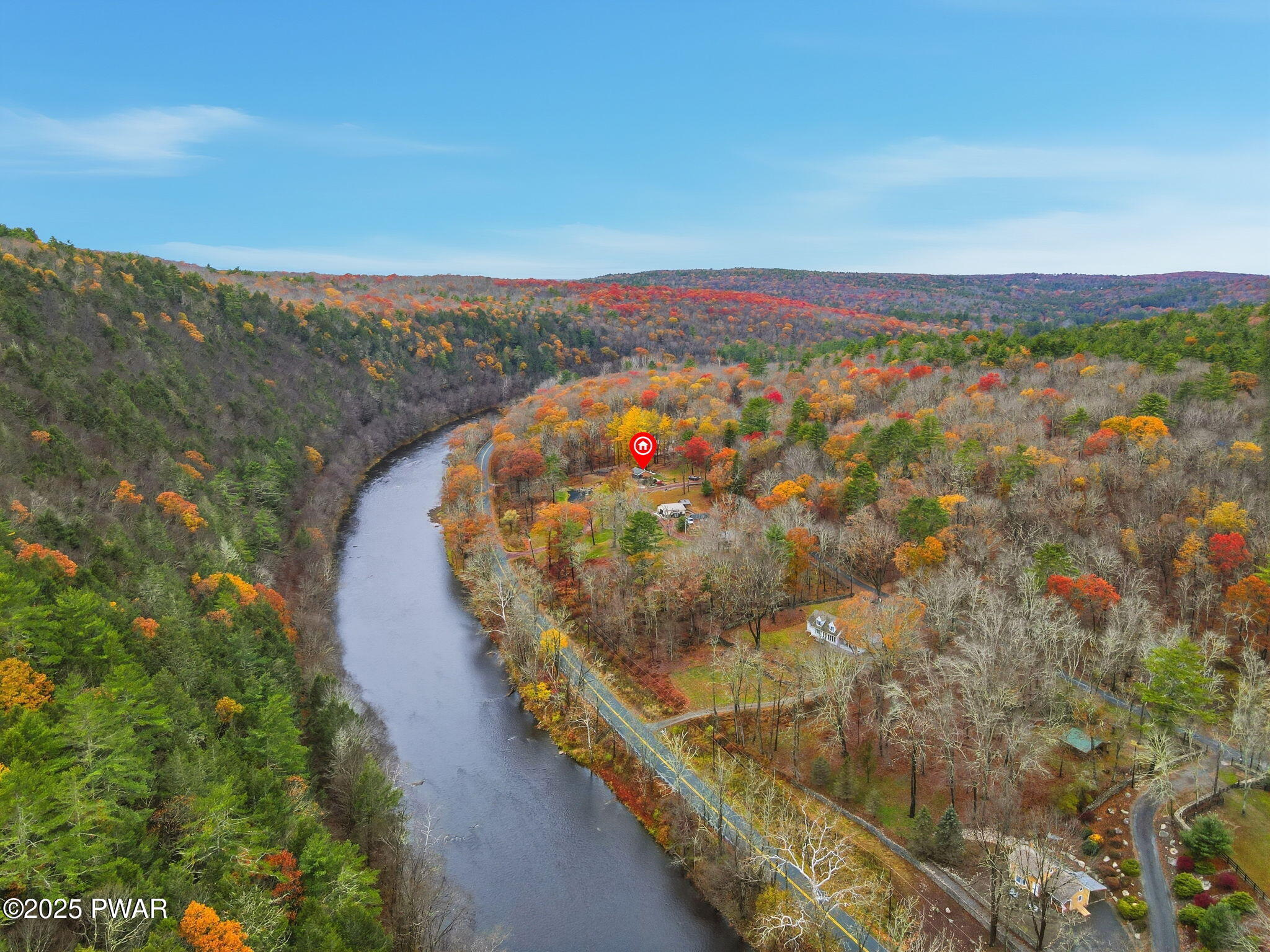 Hawley, Pennsylvania, 18428, United States, 2 Bedrooms Bedrooms, ,3 BathroomsBathrooms,Residential,Active,1985583