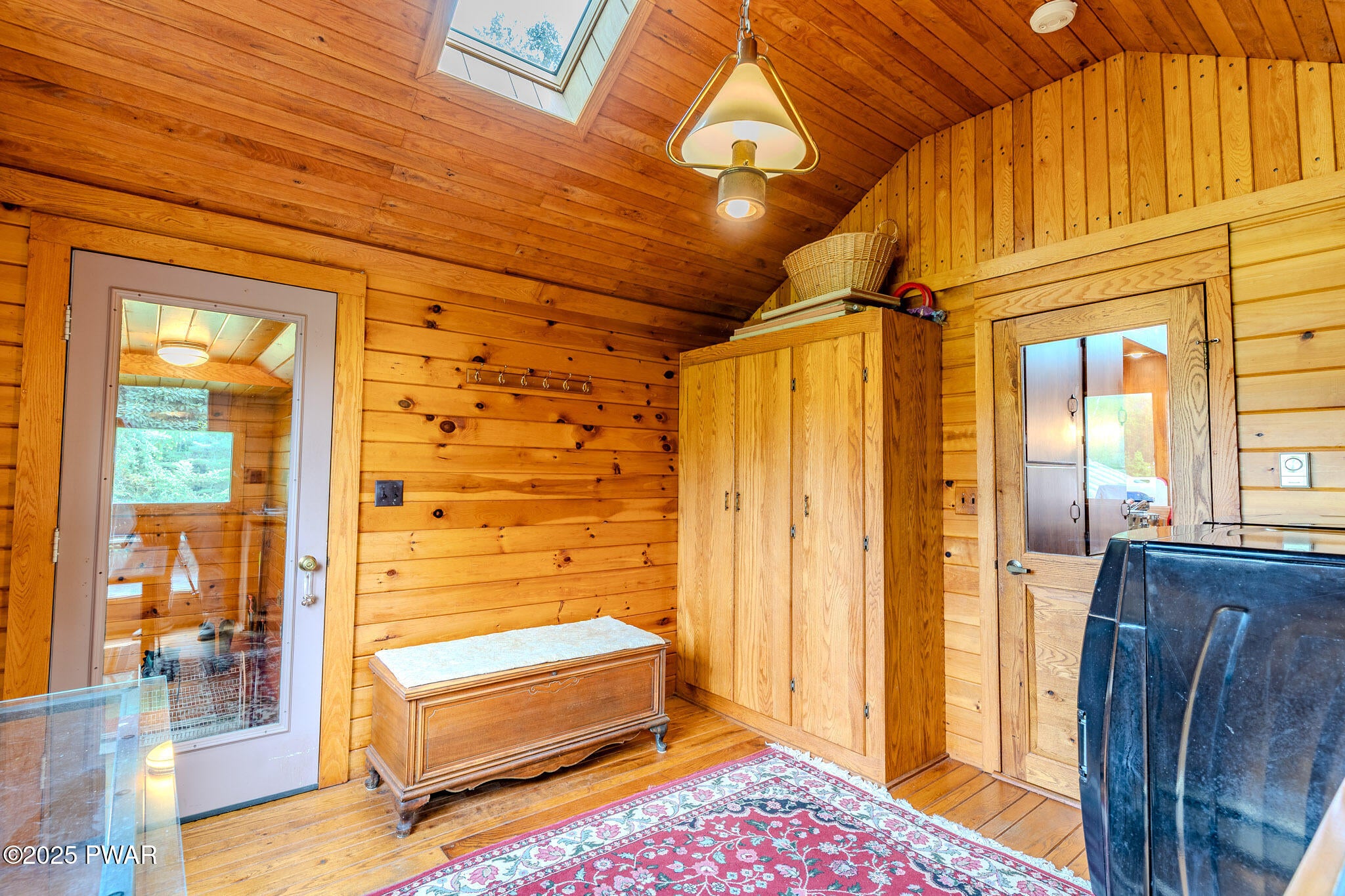 Honesdale, Pennsylvania, 18431, United States, 6 Bedrooms Bedrooms, ,4 BathroomsBathrooms,Residential,Active,1824543