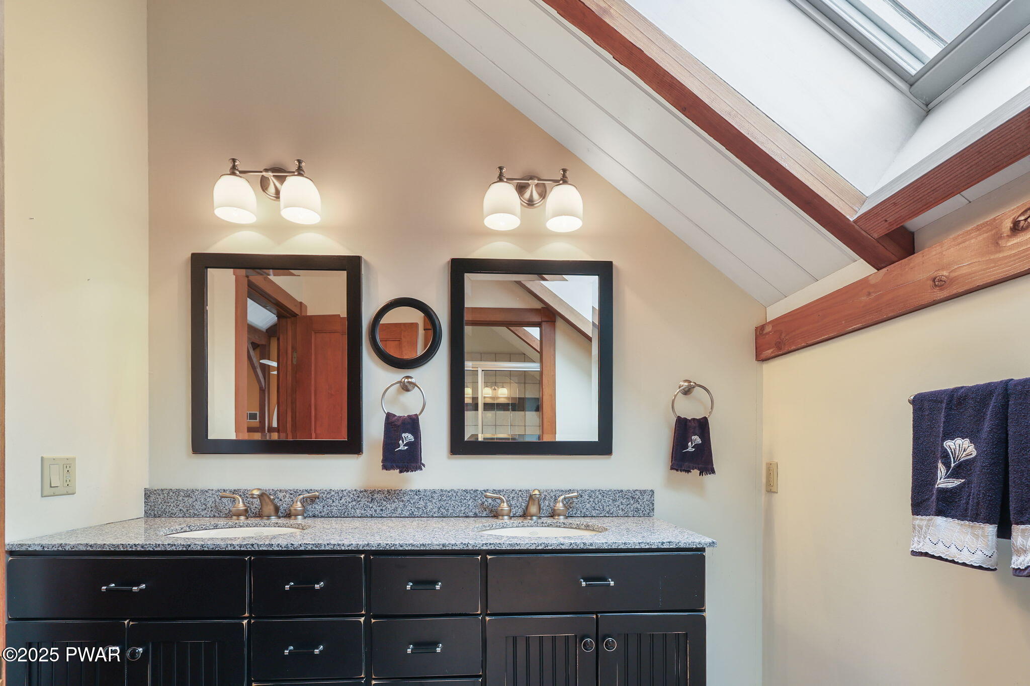 Lake Ariel, Pennsylvania, 18436, United States, 4 Bedrooms Bedrooms, ,4 BathroomsBathrooms,Residential,Active,1877861