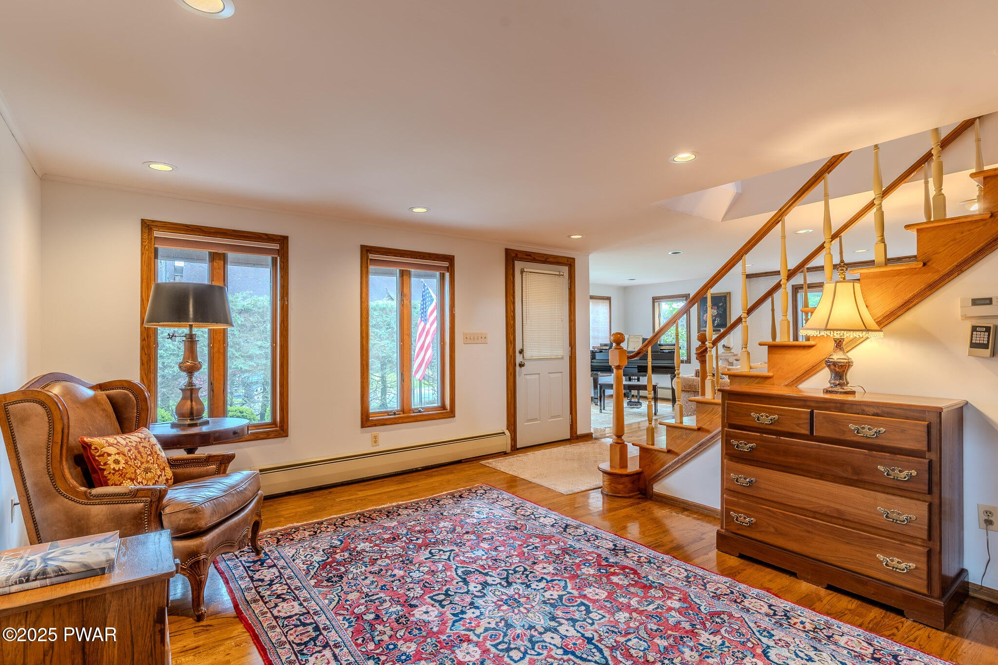 Honesdale, Pennsylvania, 18431, United States, 6 Bedrooms Bedrooms, ,4 BathroomsBathrooms,Residential,Active,1824543