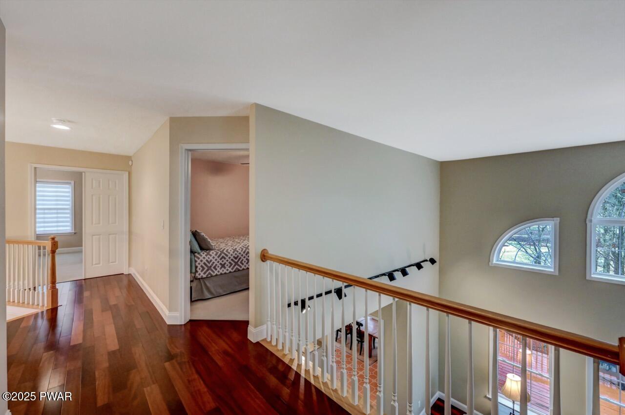 Lackawaxen, Pennsylvania, 18435, United States, ,4 BathroomsBathrooms,Residential,Active,1753948