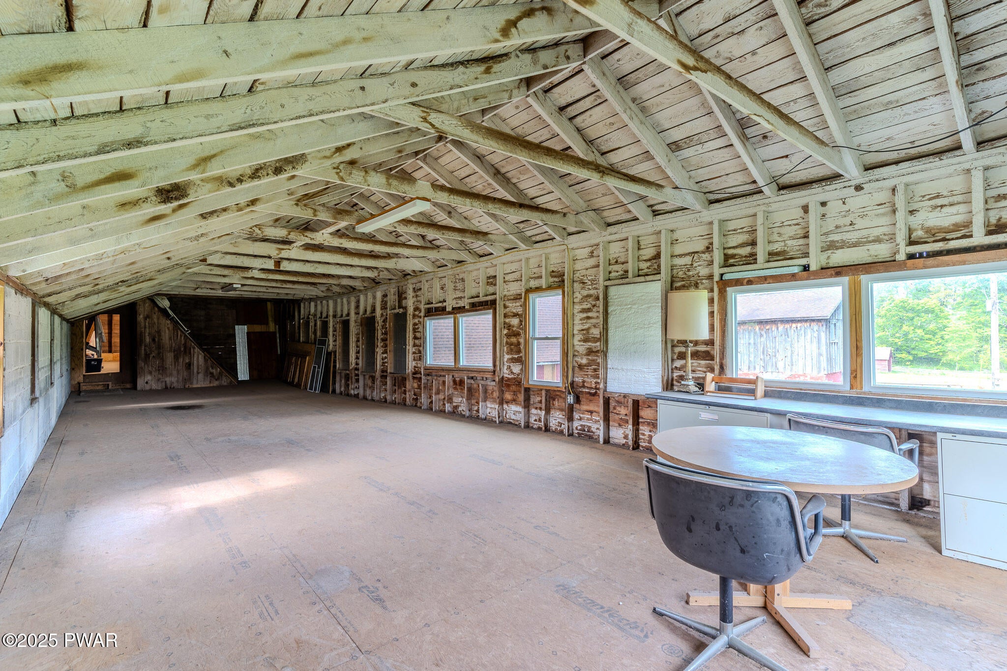 Honesdale, Pennsylvania, 18431, United States, 6 Bedrooms Bedrooms, ,4 BathroomsBathrooms,Residential,Active,1824543