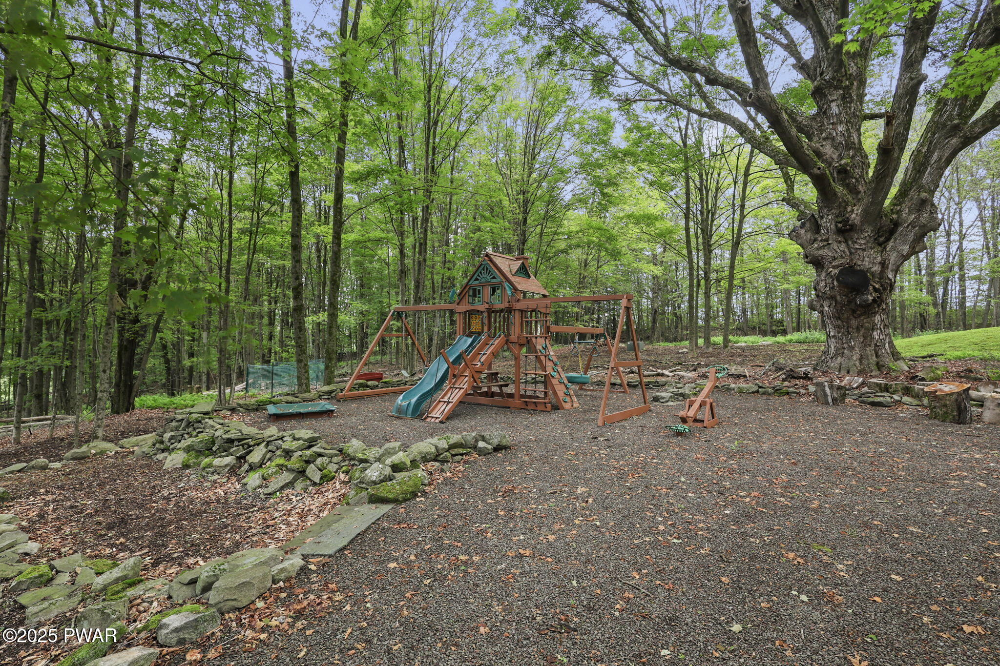 Lake Ariel, Pennsylvania, 18436, United States, 4 Bedrooms Bedrooms, ,4 BathroomsBathrooms,Residential,Active,1877861