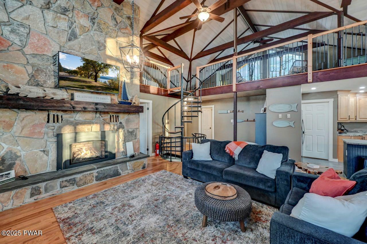 Lake Ariel, Pennsylvania, 18436, United States, 4 Bedrooms Bedrooms, ,3 BathroomsBathrooms,Residential,Active,2010911