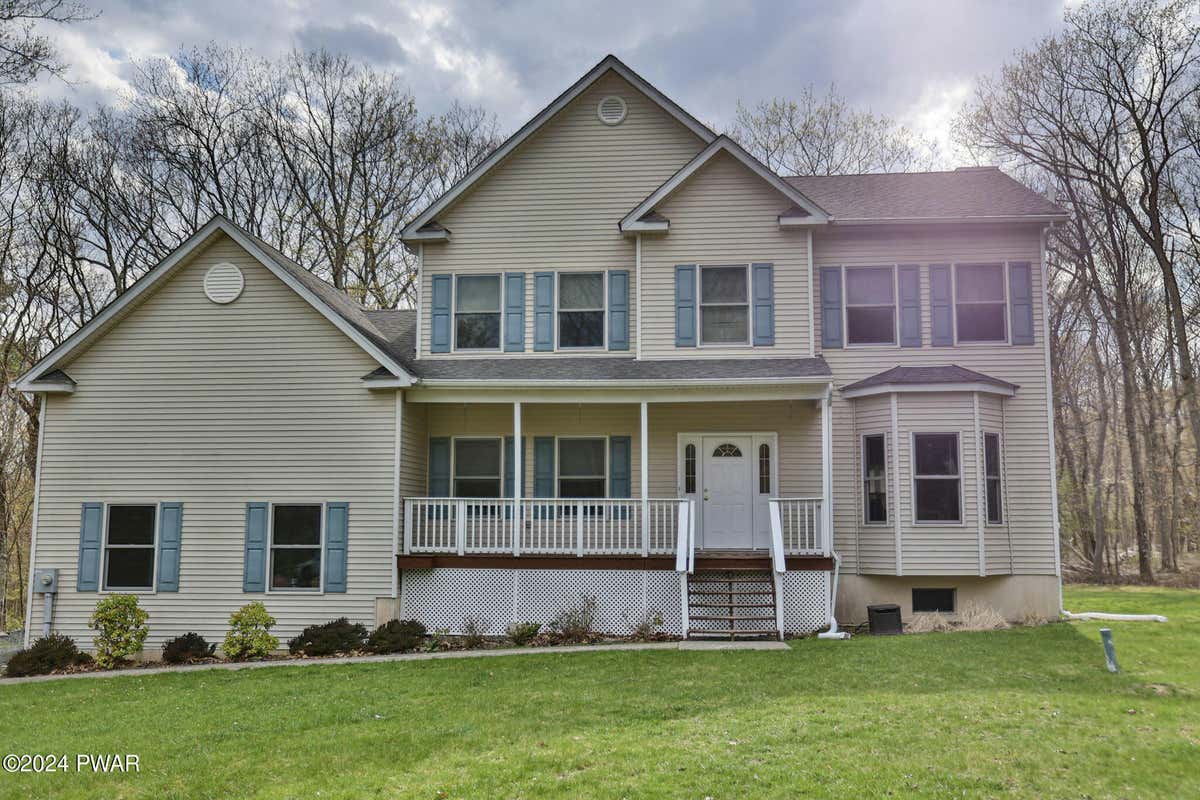 108 WITHERSPOON CT, MILFORD, PA 18337, photo 1 of 33