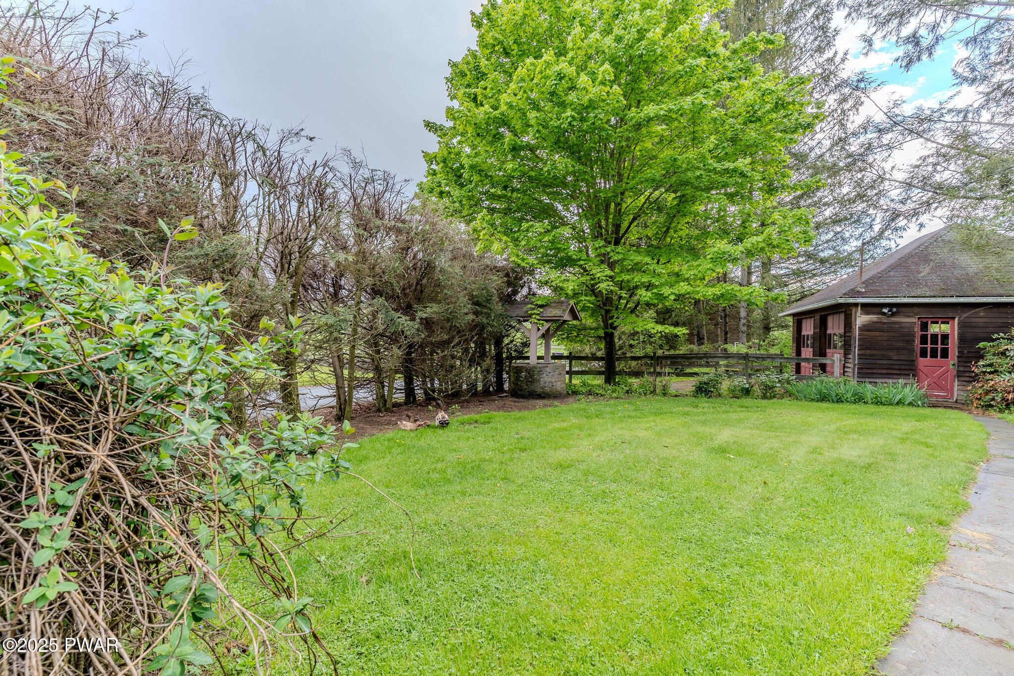 Honesdale, Pennsylvania, 18431, United States, 6 Bedrooms Bedrooms, ,4 BathroomsBathrooms,Residential,Active,1824543