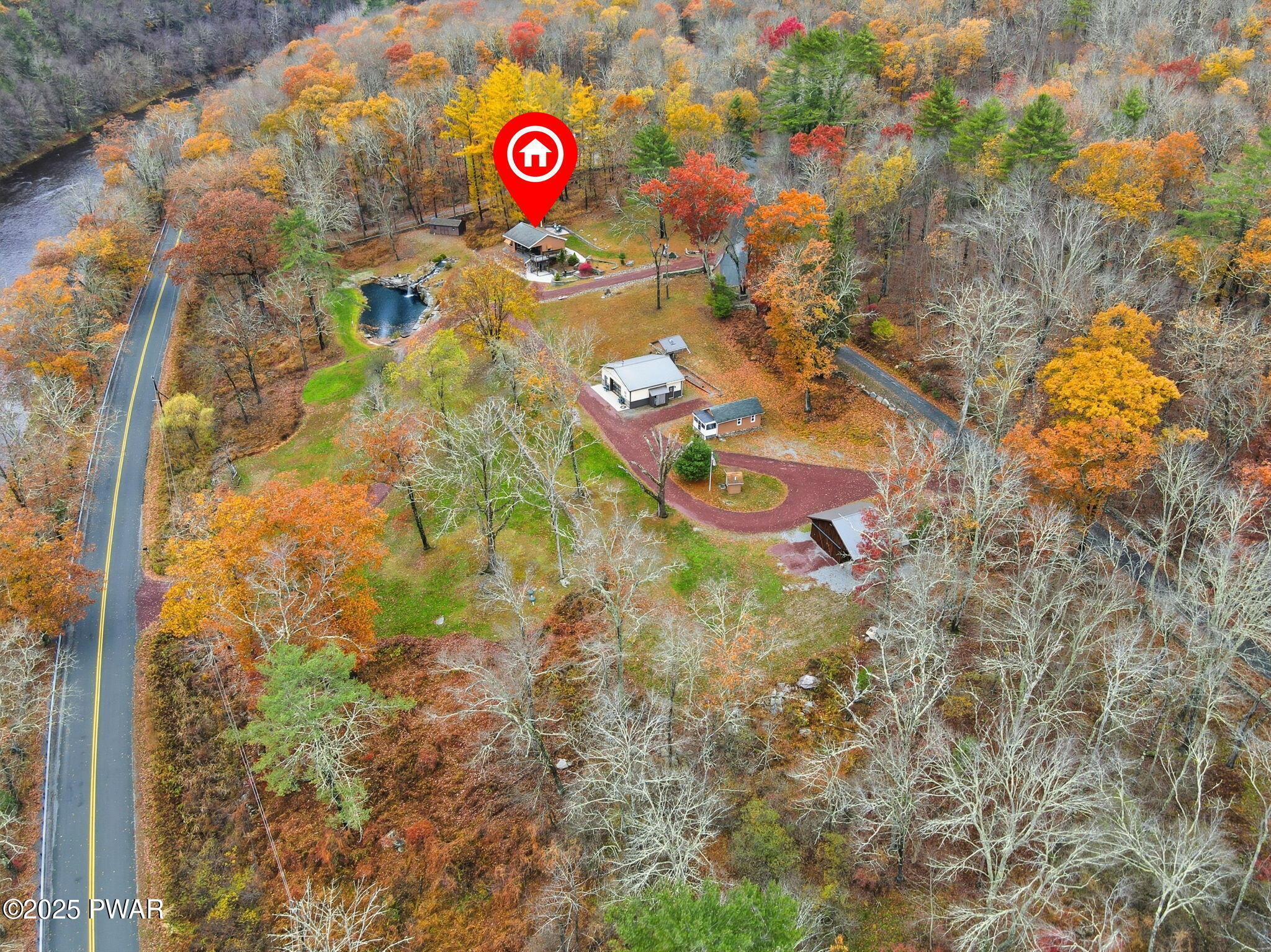 Hawley, Pennsylvania, 18428, United States, 2 Bedrooms Bedrooms, ,3 BathroomsBathrooms,Residential,Active,1985583