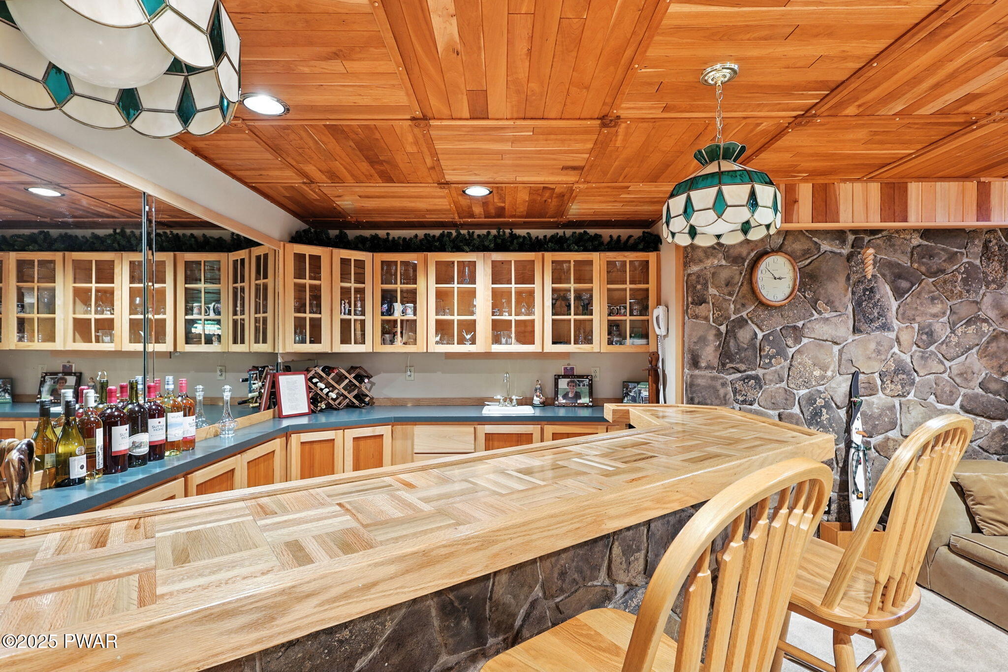 Forest City, Pennsylvania, 18421, United States, 6 Bedrooms Bedrooms, ,4 BathroomsBathrooms,Residential,Pending,1994968