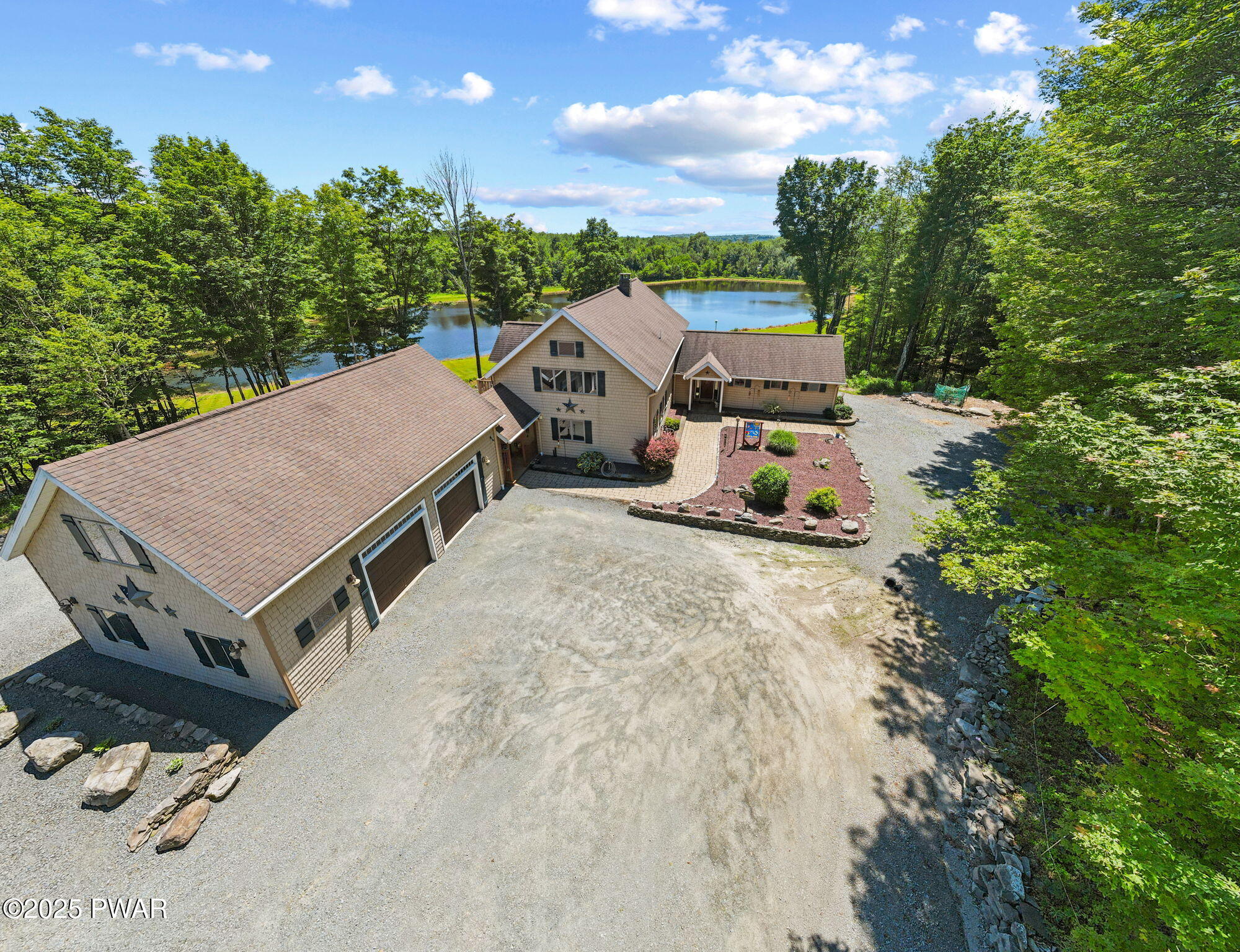 Lake Ariel, Pennsylvania, 18436, United States, 4 Bedrooms Bedrooms, ,4 BathroomsBathrooms,Residential,Active,1877861