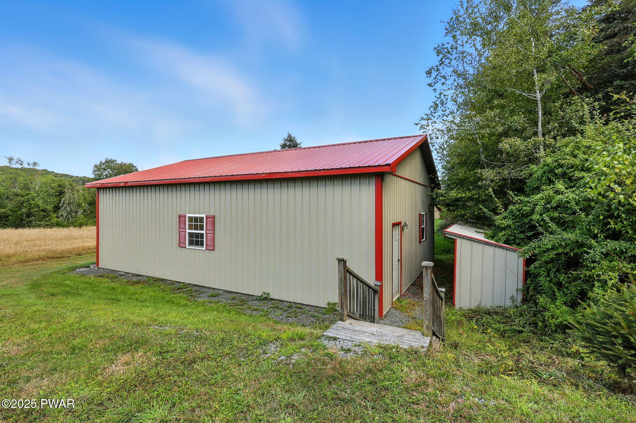 Forest City, Pennsylvania, 18421, United States, 6 Bedrooms Bedrooms, ,4 BathroomsBathrooms,Residential,Active,1941344