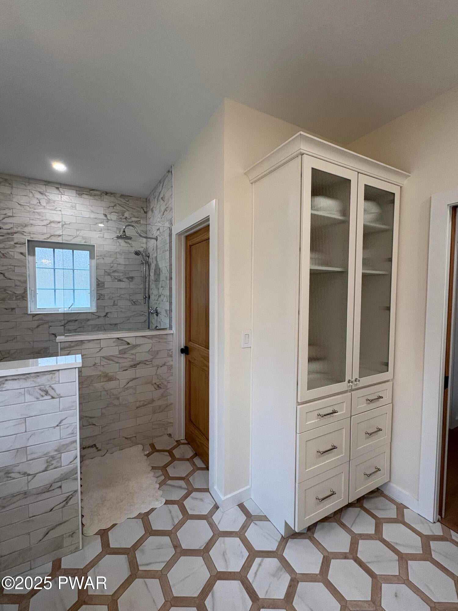 Equinunk, Pennsylvania, 18417, United States, 3 Bedrooms Bedrooms, ,3 BathroomsBathrooms,Residential,Active,2001076