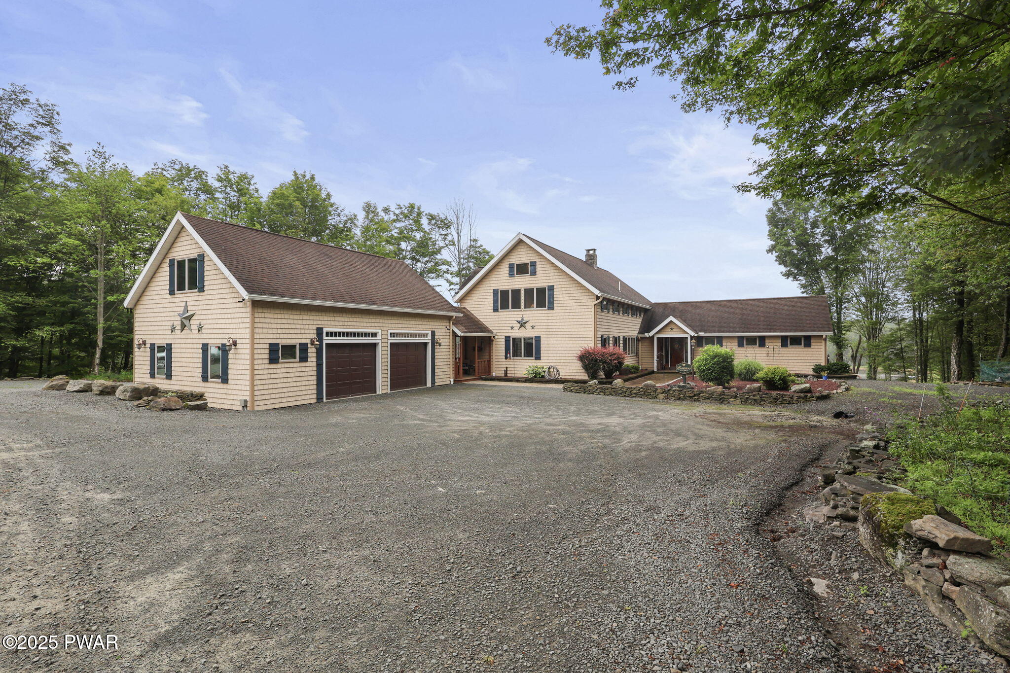 Lake Ariel, Pennsylvania, 18436, United States, 4 Bedrooms Bedrooms, ,4 BathroomsBathrooms,Residential,Active,1877861