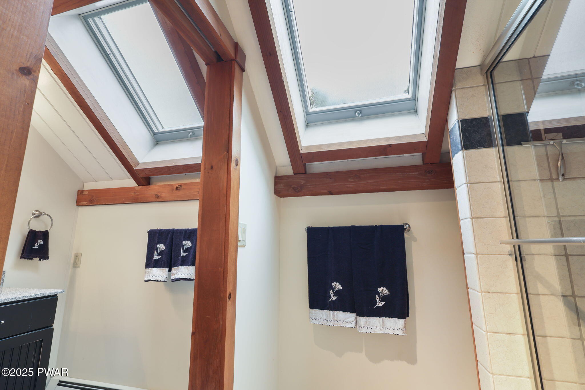 Lake Ariel, Pennsylvania, 18436, United States, 4 Bedrooms Bedrooms, ,4 BathroomsBathrooms,Residential,Active,1877861