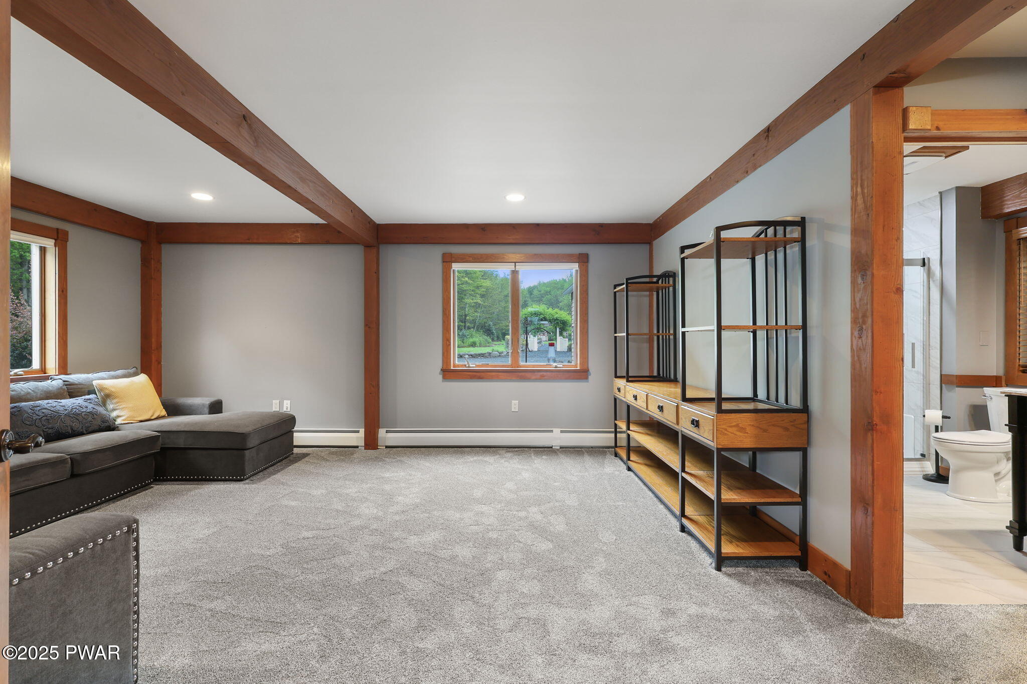 Lake Ariel, Pennsylvania, 18436, United States, 4 Bedrooms Bedrooms, ,4 BathroomsBathrooms,Residential,Active,1877861