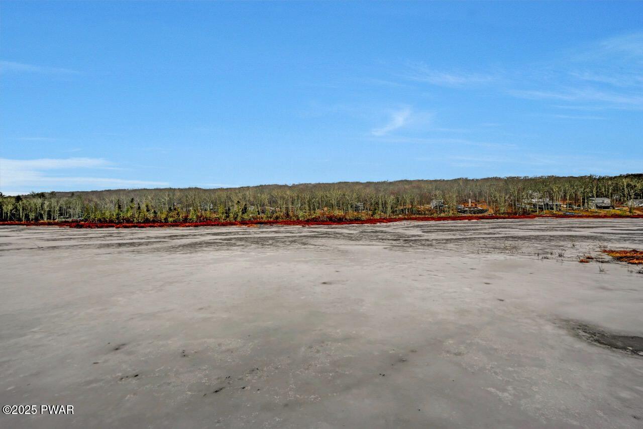 Lackawaxen, Pennsylvania, 18435, United States, ,4 BathroomsBathrooms,Residential,Active,1753948