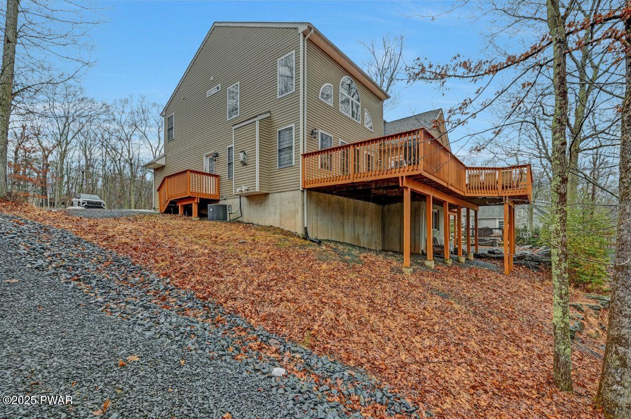 Lackawaxen, Pennsylvania, 18435, United States, ,4 BathroomsBathrooms,Residential,Active,1753948