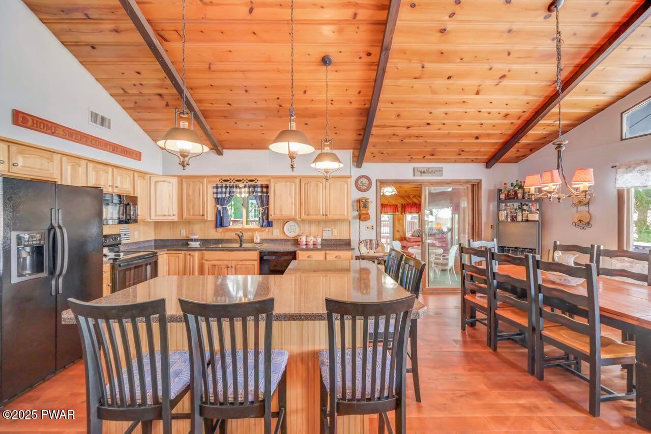 Lake Ariel, Pennsylvania, 18436, United States, 5 Bedrooms Bedrooms, ,2 BathroomsBathrooms,Residential,Active,2006806