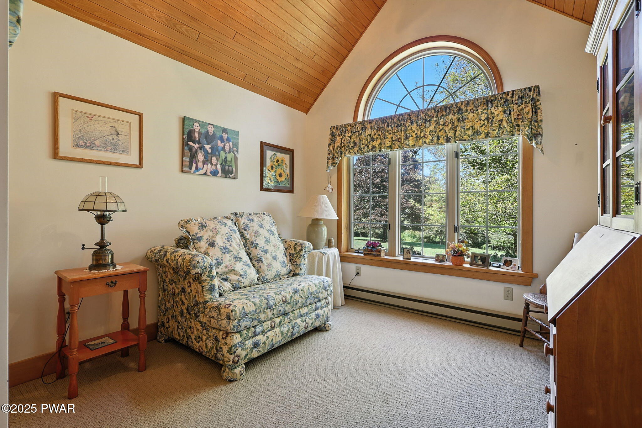 Forest City, Pennsylvania, 18421, United States, 6 Bedrooms Bedrooms, ,4 BathroomsBathrooms,Residential,Pending,1994968