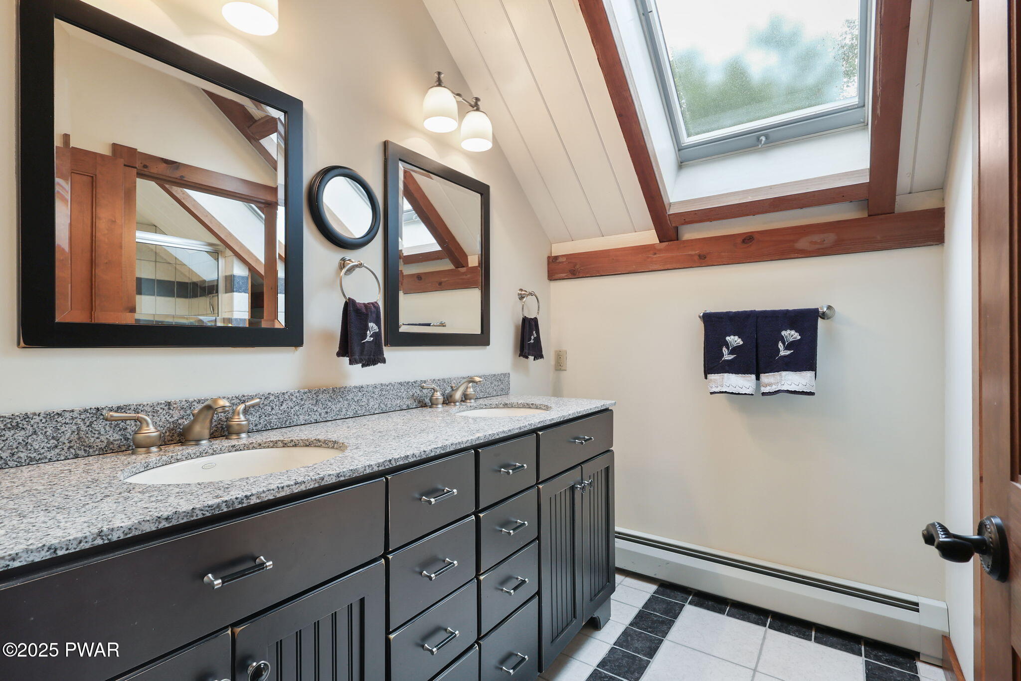 Lake Ariel, Pennsylvania, 18436, United States, 4 Bedrooms Bedrooms, ,4 BathroomsBathrooms,Residential,Active,1877861