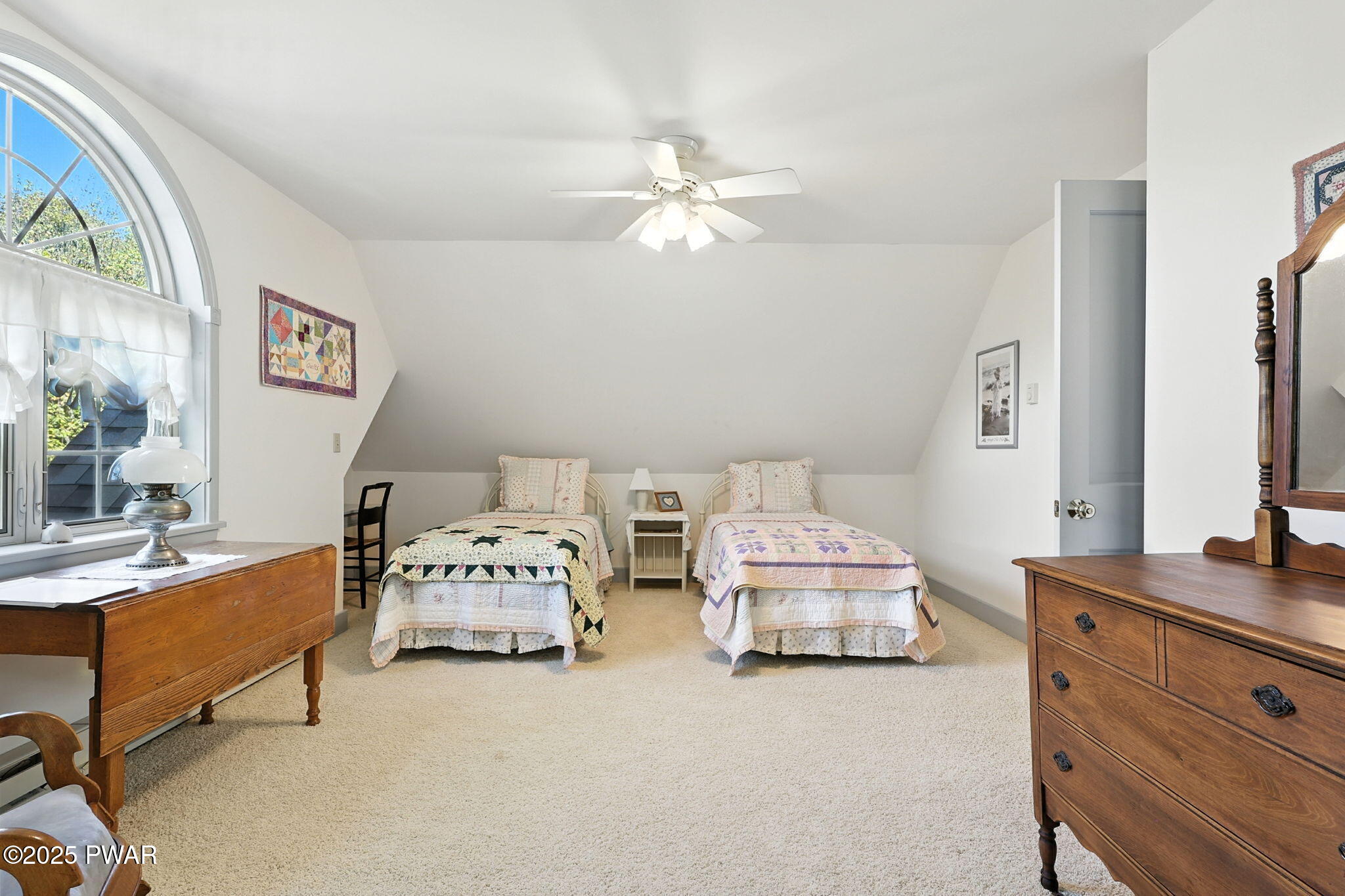 Forest City, Pennsylvania, 18421, United States, 6 Bedrooms Bedrooms, ,4 BathroomsBathrooms,Residential,Active,1941344