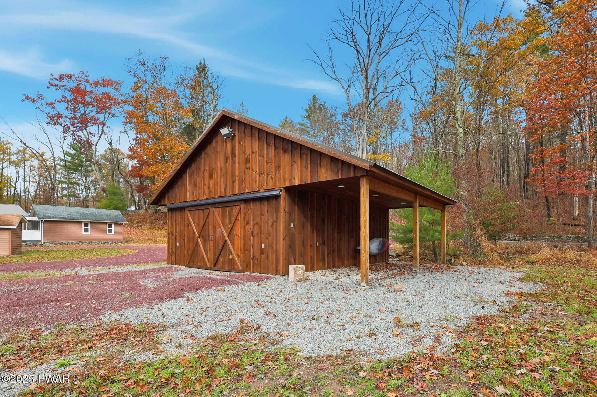 Hawley, Pennsylvania, 18428, United States, 2 Bedrooms Bedrooms, ,3 BathroomsBathrooms,Residential,Active,1985583