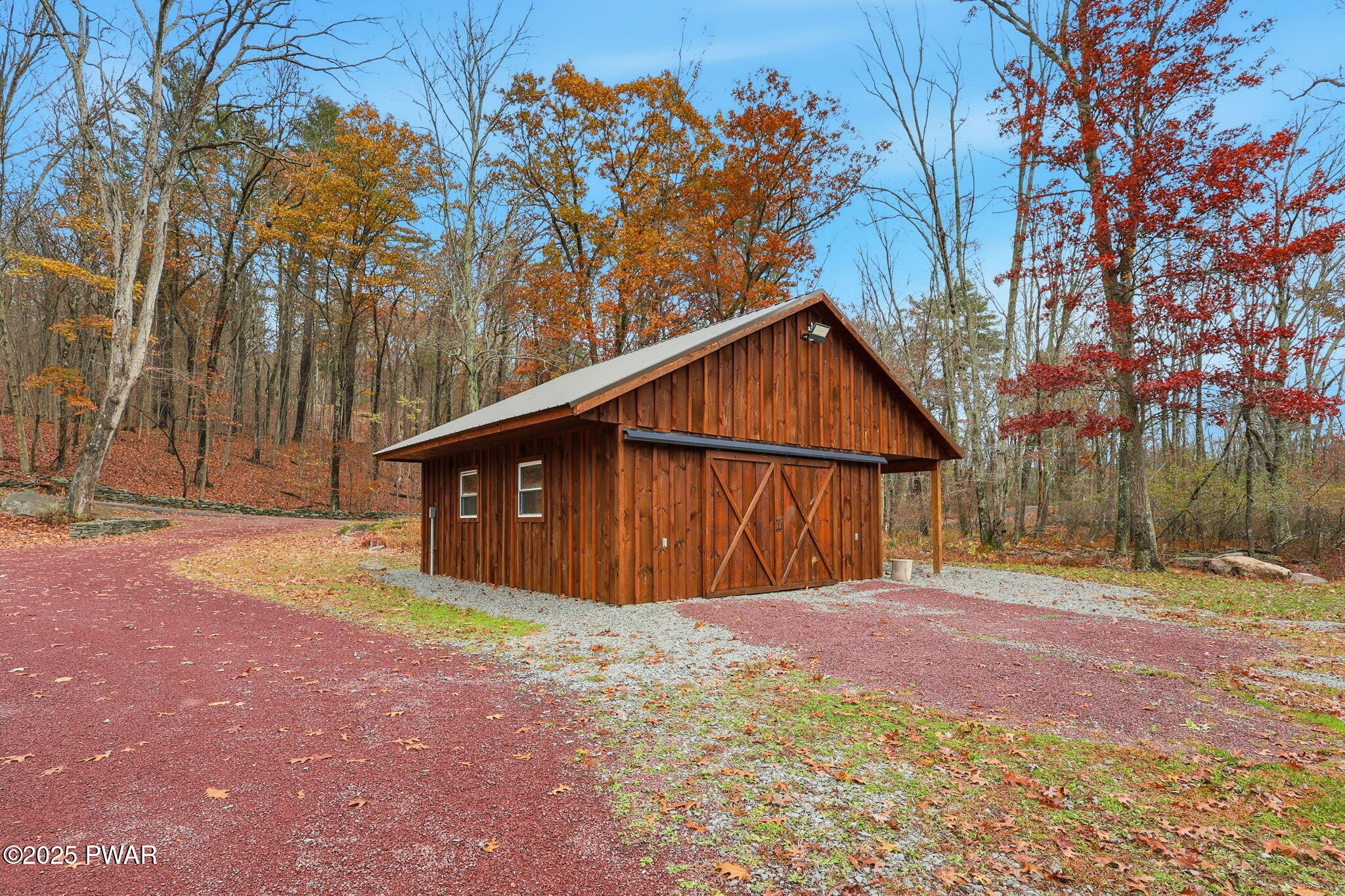 Hawley, Pennsylvania, 18428, United States, 2 Bedrooms Bedrooms, ,3 BathroomsBathrooms,Residential,Active,1985583