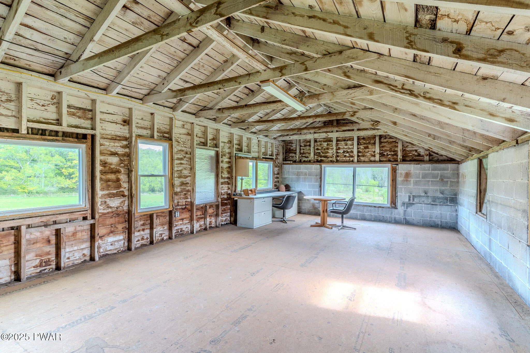 Honesdale, Pennsylvania, 18431, United States, 6 Bedrooms Bedrooms, ,4 BathroomsBathrooms,Residential,Active,1824543