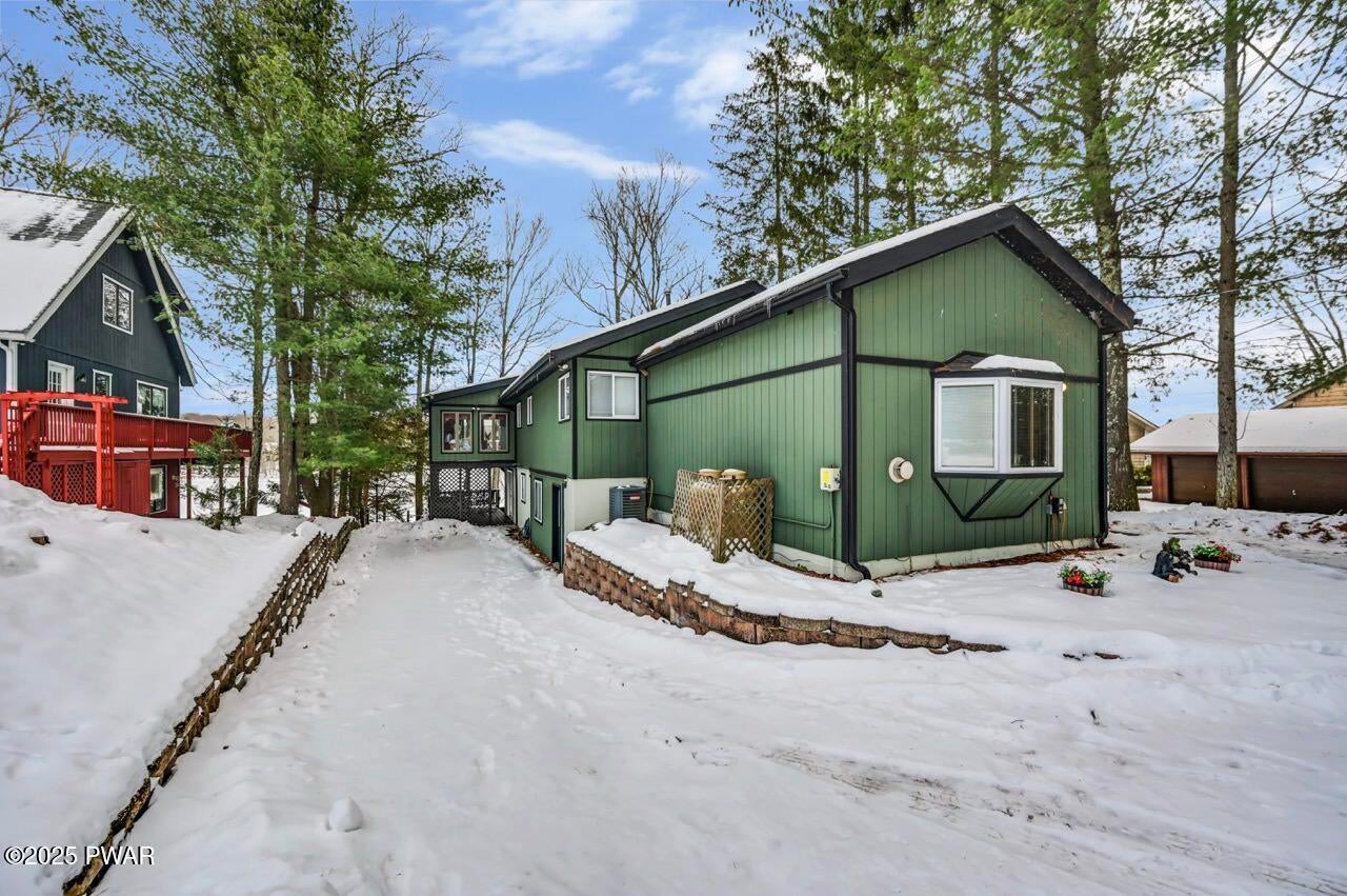 Lake Ariel, Pennsylvania, 18436, United States, 5 Bedrooms Bedrooms, ,2 BathroomsBathrooms,Residential,Active,2006806