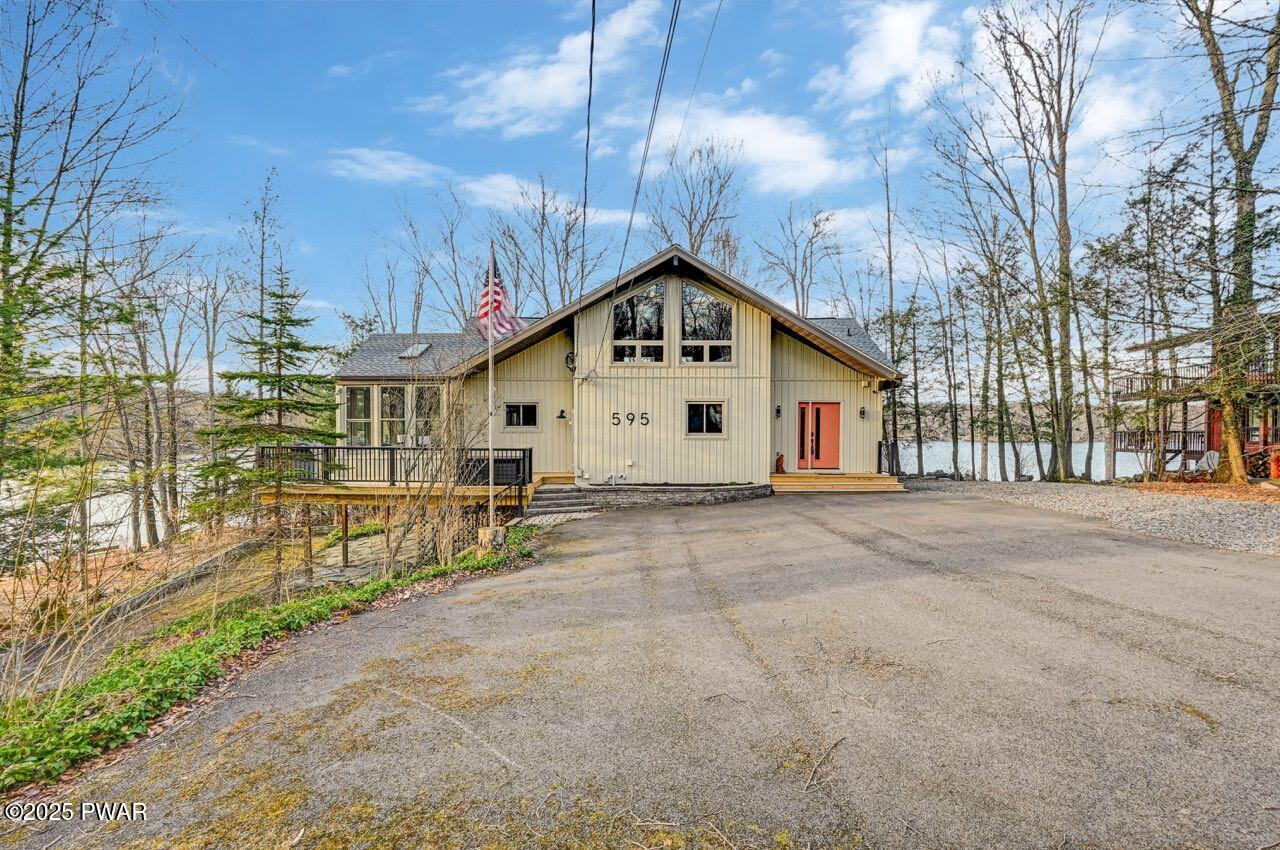 Lake Ariel, Pennsylvania, 18436, United States, 4 Bedrooms Bedrooms, ,3 BathroomsBathrooms,Residential,Active,2010911