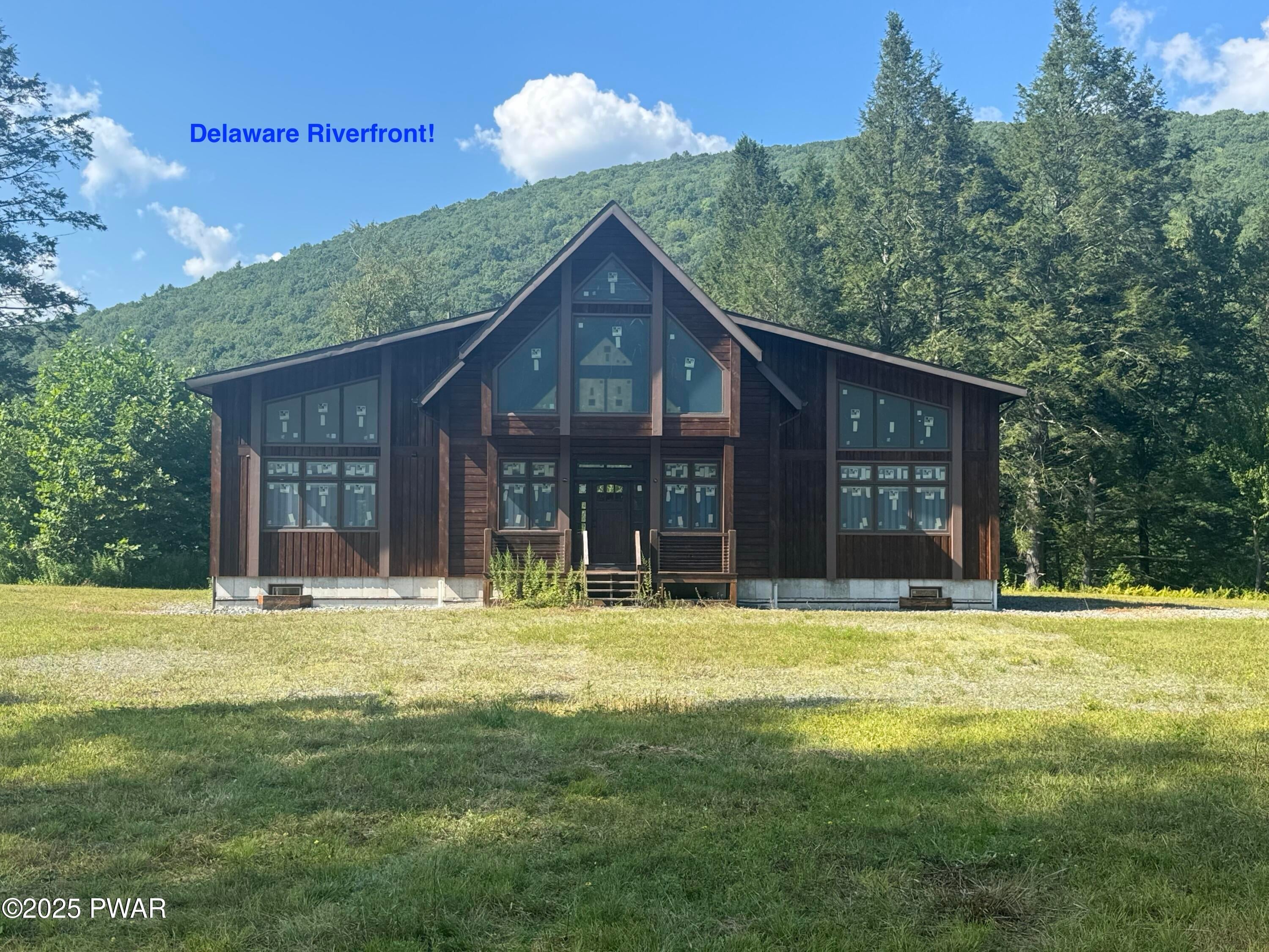 Equinunk, Pennsylvania, 18417, United States, 3 Bedrooms Bedrooms, ,3 BathroomsBathrooms,Residential,Active,1914829