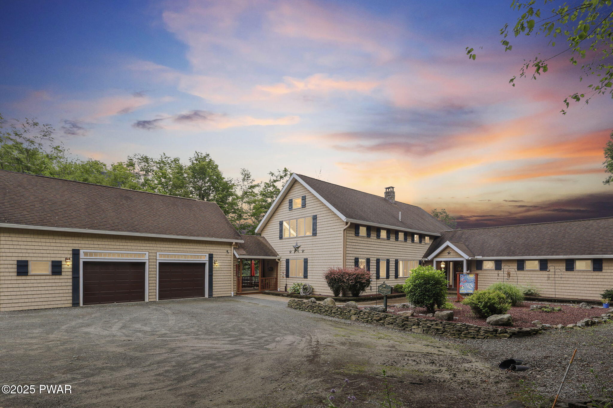 Lake Ariel, Pennsylvania, 18436, United States, 4 Bedrooms Bedrooms, ,4 BathroomsBathrooms,Residential,Active,1877861