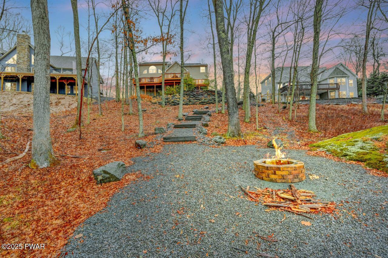 Lackawaxen, Pennsylvania, 18435, United States, ,4 BathroomsBathrooms,Residential,Active,1753948